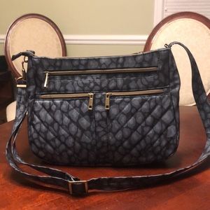 Travelon Women’s Crossbody Black & Gray Cheetah Anti-Theft Bag +Bonus Wristlet
